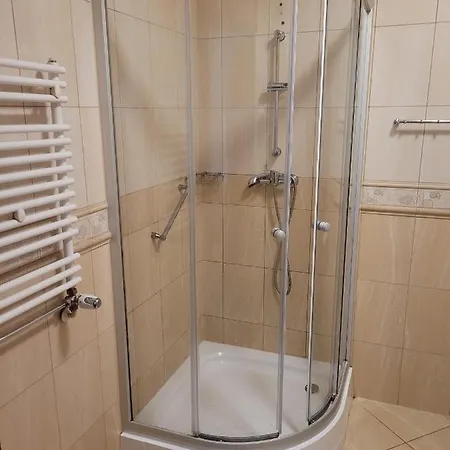 Leliwa 2* Leśna