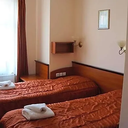Leliwa Ξενοδοχείο 2*