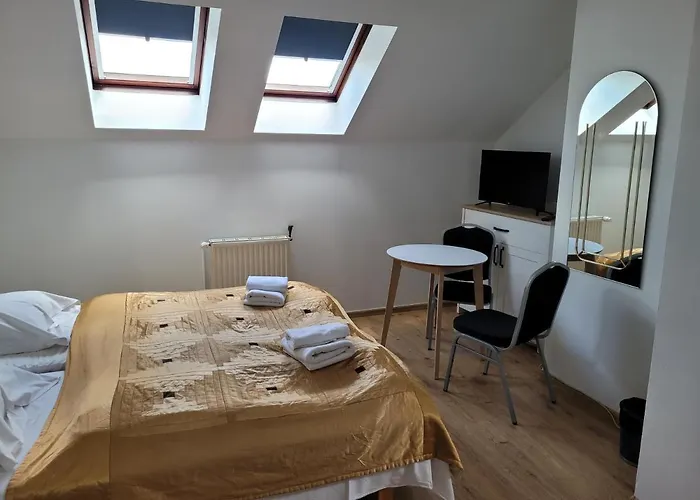 Leliwa Hotel Lesna (Luban)