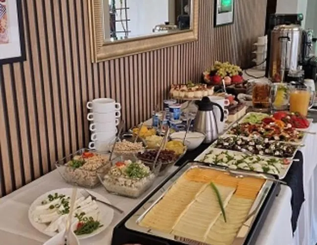 Leliwa Hotel Lesna (Luban)